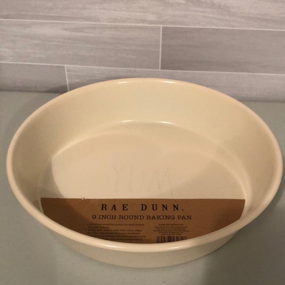 Rae Dunn Other - Rae Dunn 9 inch round  baking Pan